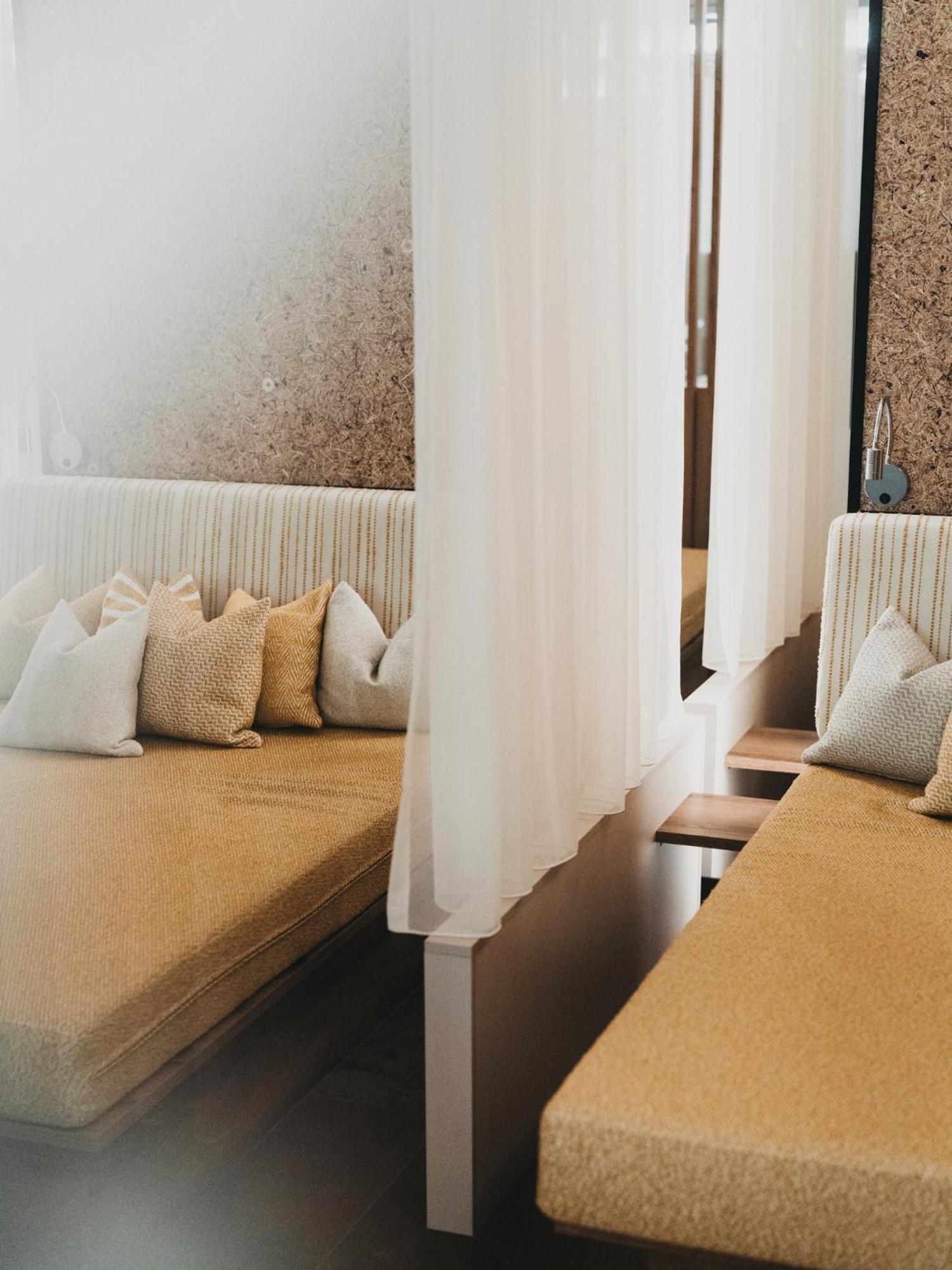 Hotel Eibl เฟราเออเนา ภายนอก รูปภาพ